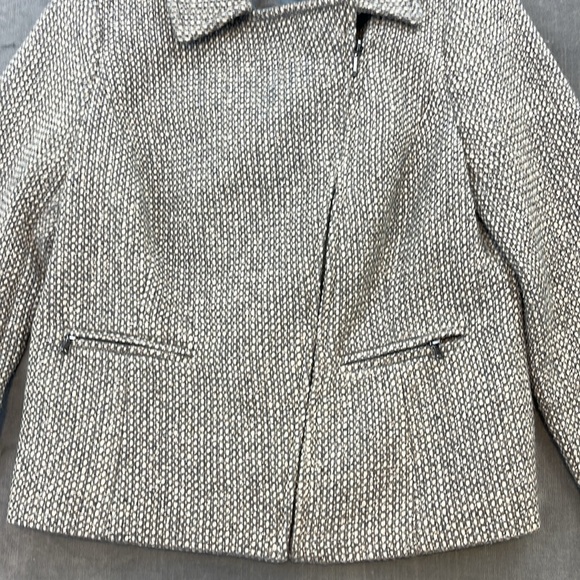 Talbots Moto Jacket Gray Multi Wool Tweed Blend Collared Zip Pockets Lined Sz 4P - Picture 2 of 7